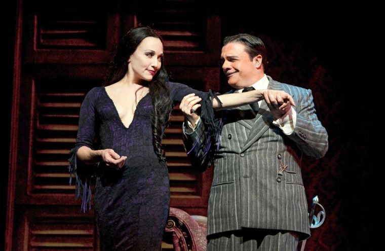 Neuwirth and Lane performing on Broadway.
