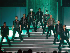 NKOTBSB perform on the American Music Awards.