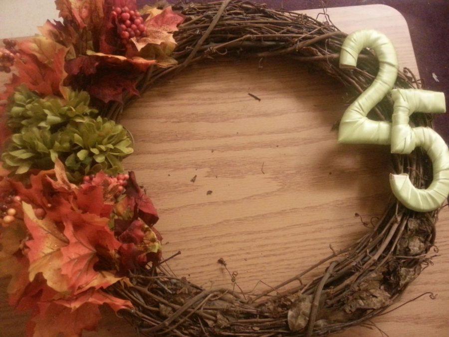 This photo shows what your finished wreath will look like!