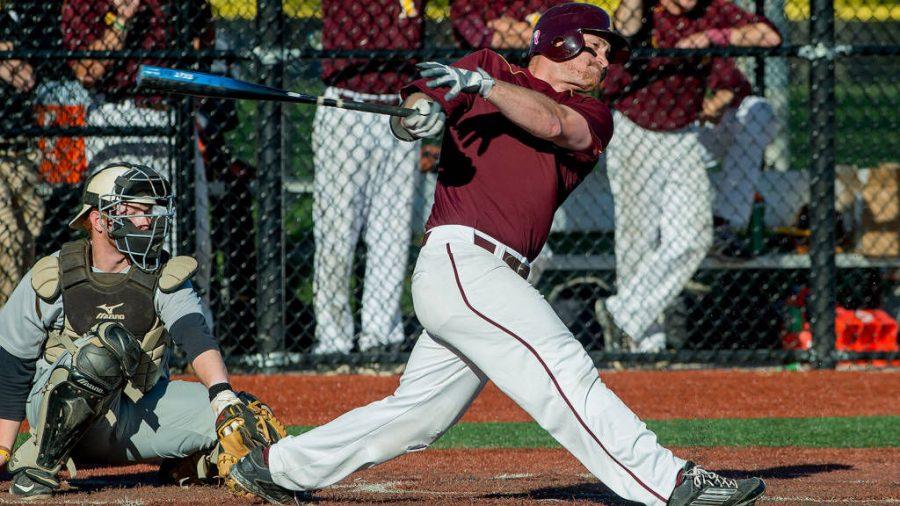 Senior outfielder Travis Mistretta knocked in three runs in Iona’s 9-8 loss in 11 innings to Gardner-Webb Feb. 28.