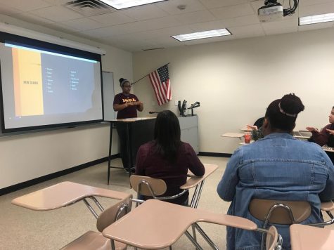 American Sign Language Club returns to campus, aims to raise awareness for deaf, hard of hearing