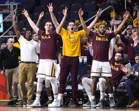 Iona makes history, wins fourth straight MAAC championship