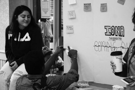 Students write notes of support for LGBTQ community