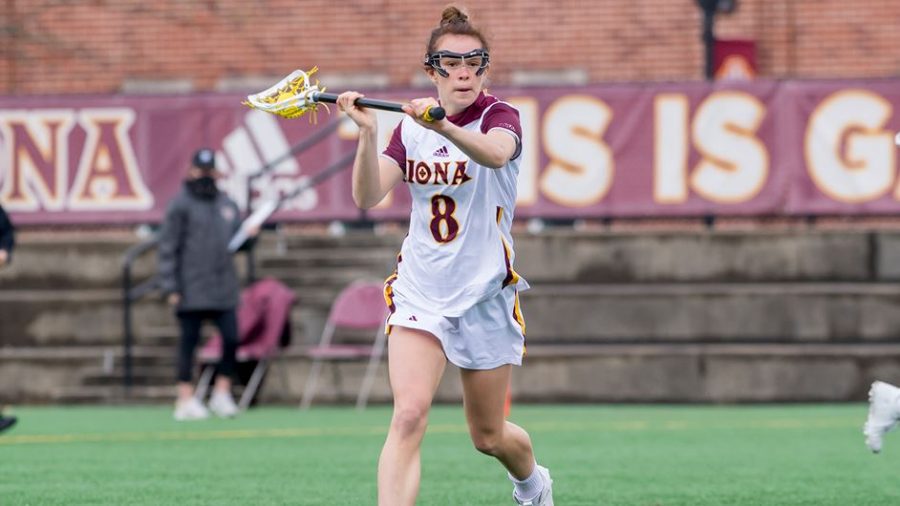 Freshman+goalie+Sophia+Viotto+notched+her+first+career+win%2C+only+allowing+six+goals.%C2%A0%C2%A0