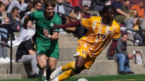 The Gaels conceded a late equalizer against Quinnipiac with just 47 seconds remaining.  