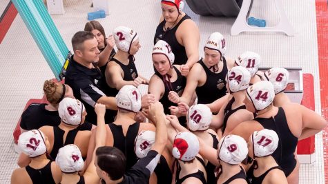 Brian Kelly enters his 28th season as head coach of the Iona men’s and women’s water polo teams.  
