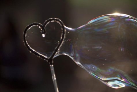 For this issue’s “Love, Gaels” column, Audrey McMillin reflects on the time she spent with the grandma, playing doctors” and blowing bubbles. 