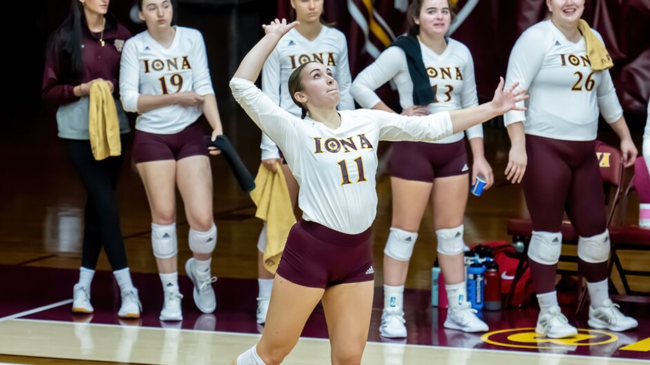Iona broke their season series tie with Marist thanks to a 3-2 victory on Nov. 17.
