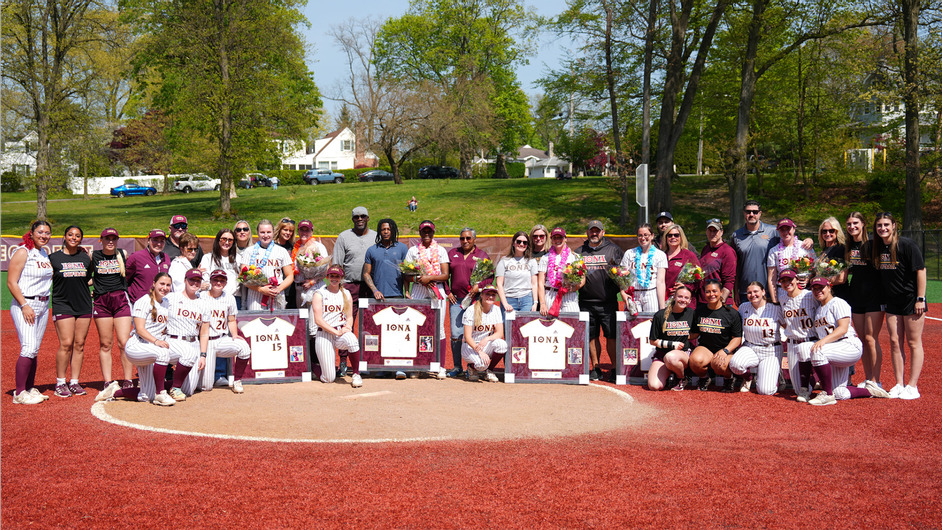 Photo courtesy of ionagaels.com. Five Iona Softball players were recognized on Senior Day, April 28.