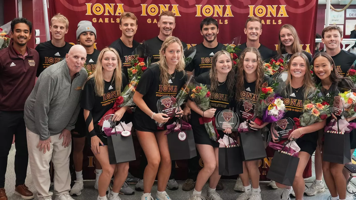 Iona Swim and Dive Celebrate Fourteen Seniors vs Manhattan