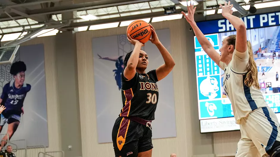 Zoey Ward was named MAAC Player of the Week for the Week of Feb. 15 - Feb. 22, 2026, as well as MWBA Player of the Week.